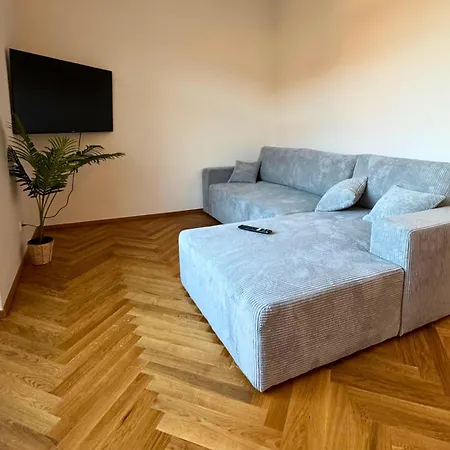 アパート Isaak Loewenbau E2-w06 ヴァルツフート＝ティンゲン