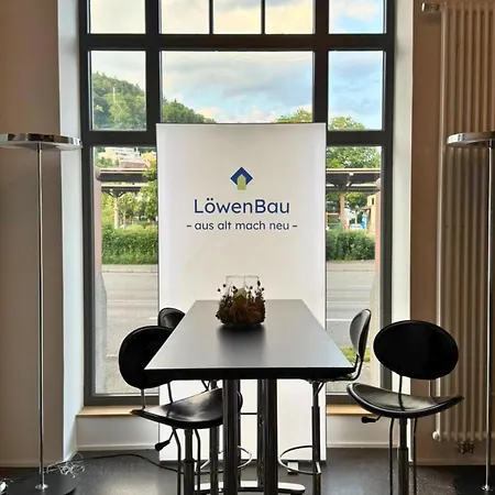 Isaak Loewenbau E2-w06 アパート